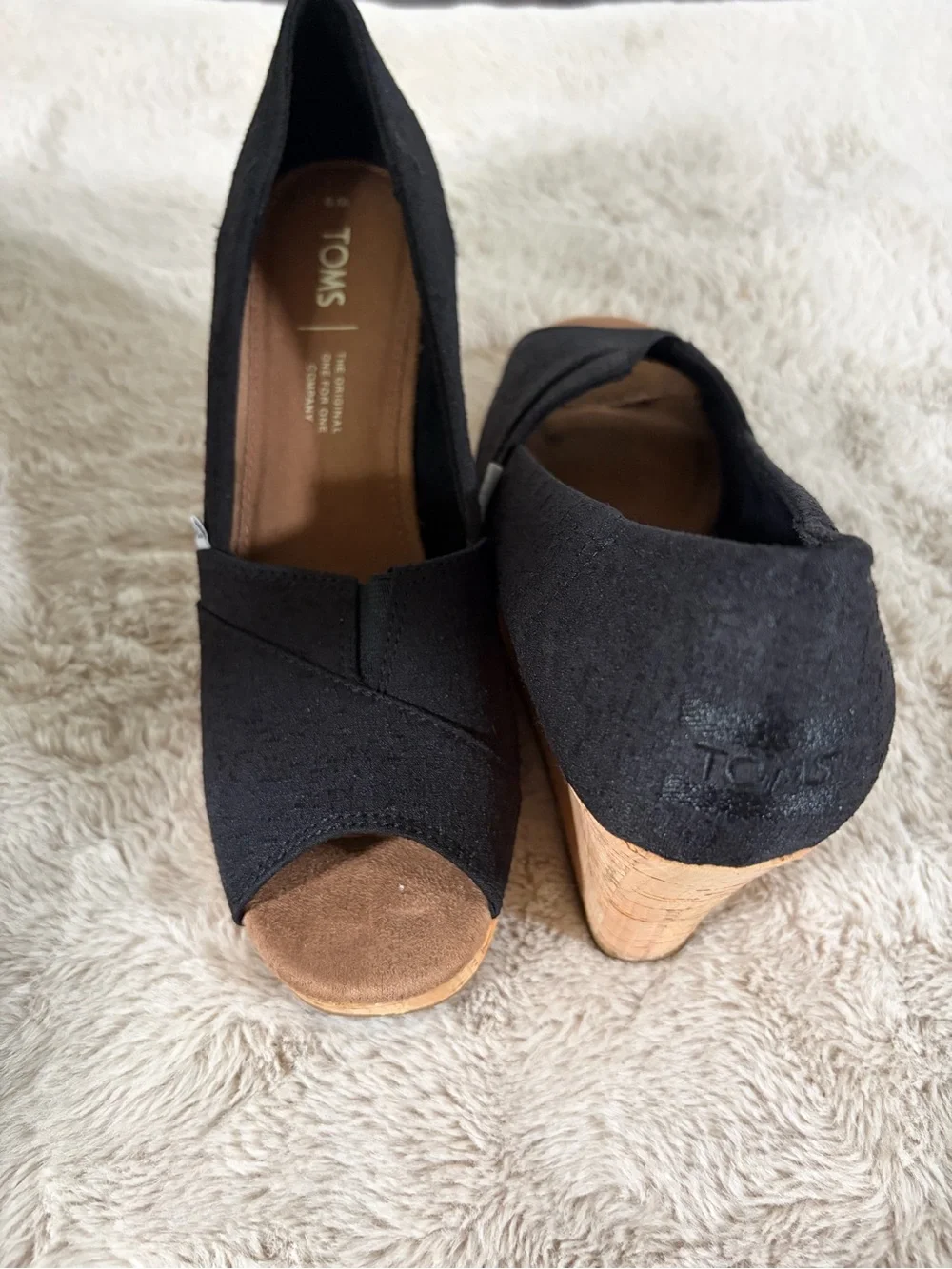 Toms wedge black